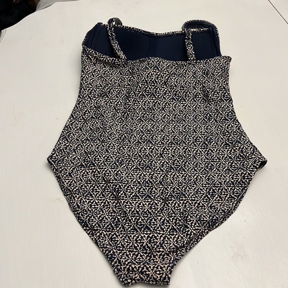 BOND EYE ONE PIECE SWIMSUIT Nip Tuck Shirred Maillot Stripe Size 8 - Picture 3 of 8